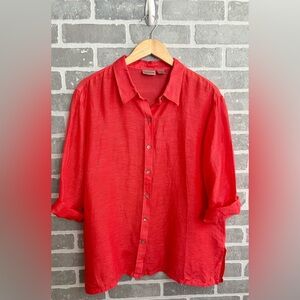 Chico’s ⭐️ Punchy Pink linen / silk light & slightly sheer button down blouse
